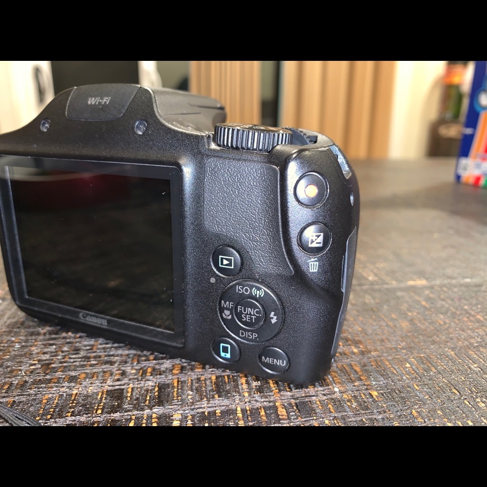 Camera - Picture 4 of 8